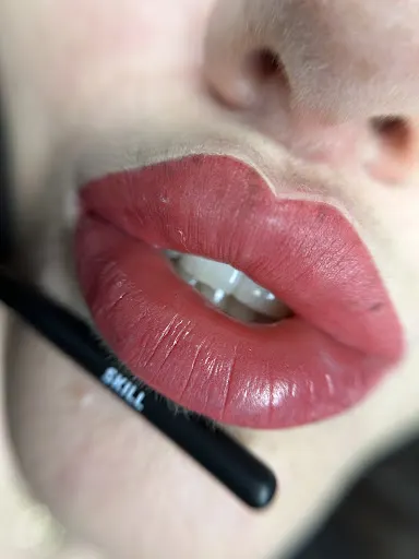 Akademia Piękna True You Natalia Wesołowska